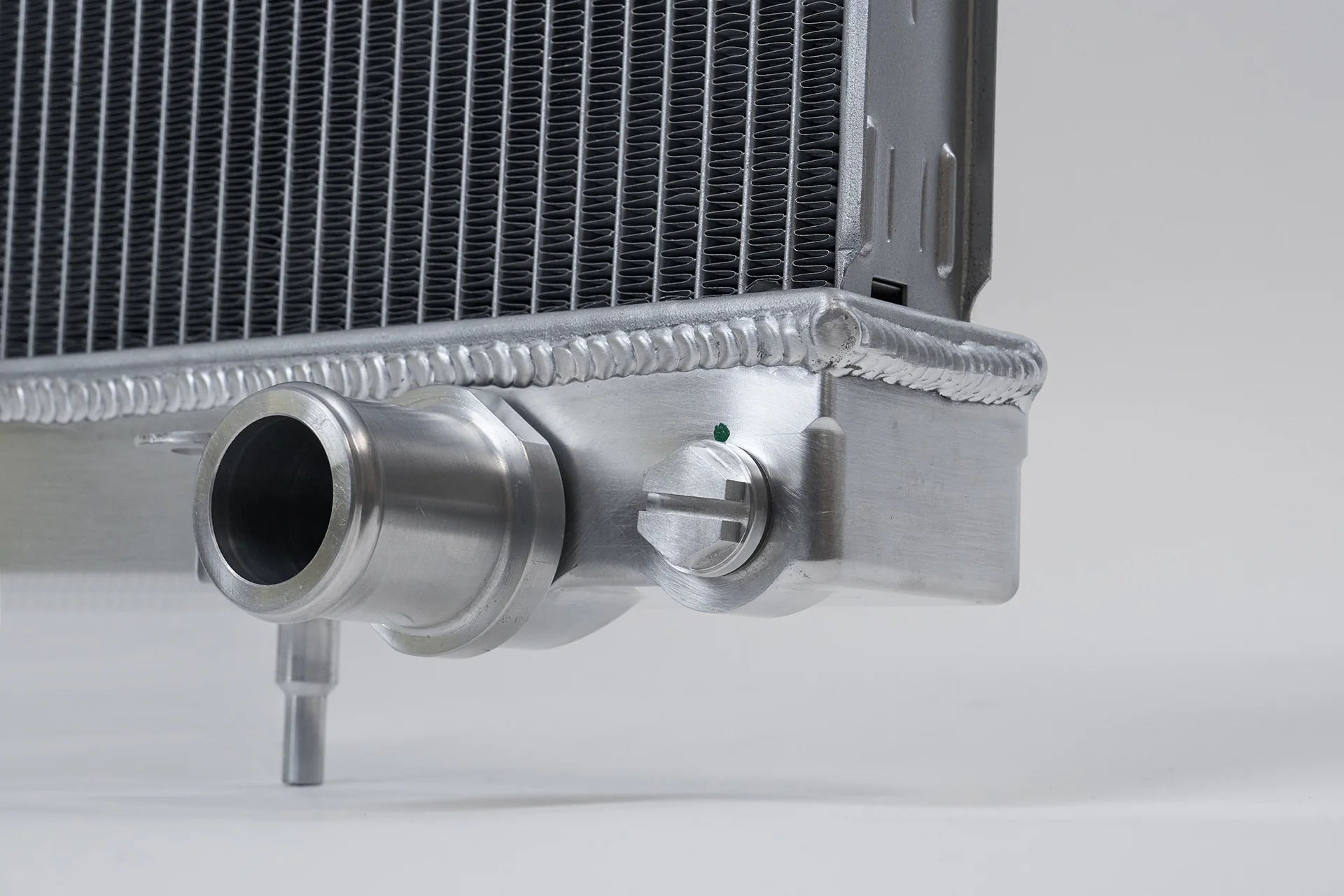 CSF Full Billet Aluminum High-Performance Radiator, Raw Finish For R33 Nissan Skyline GTR 7219 - Image 4