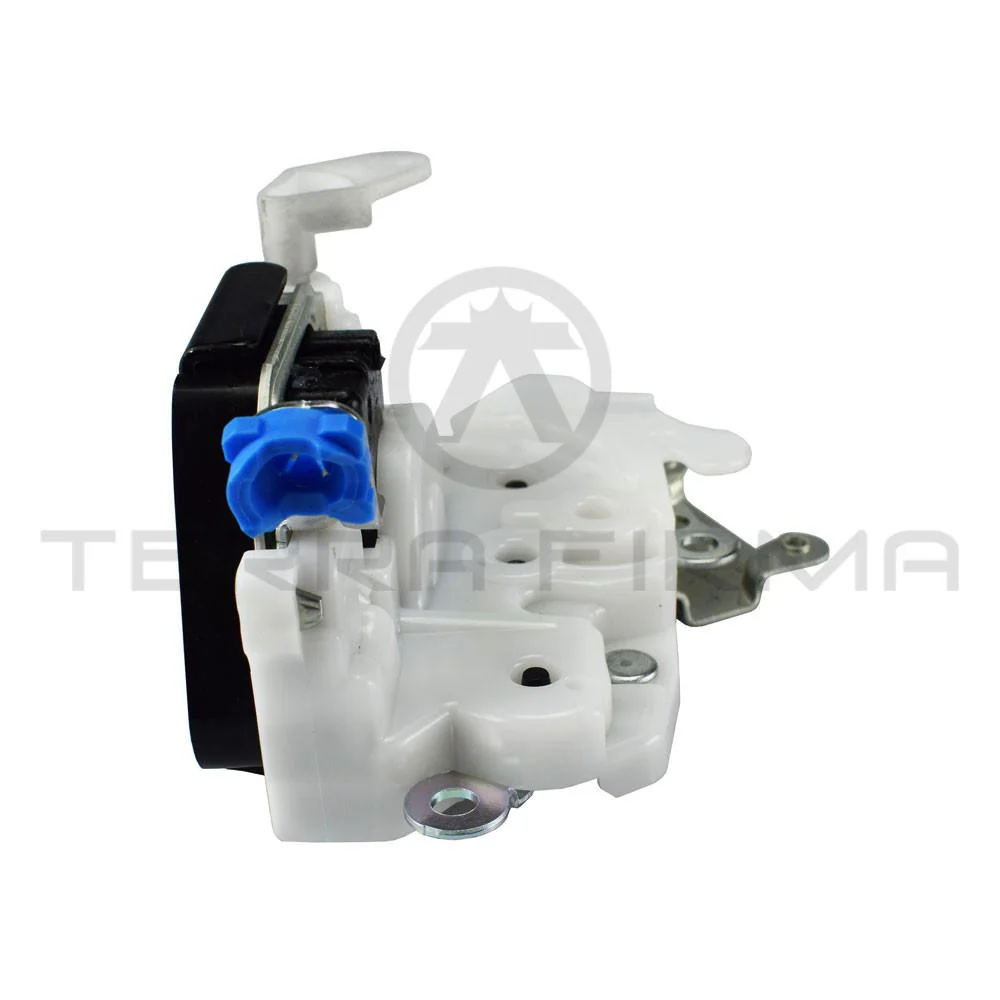 Nissan Laurel C33 Front Door Latch Assembly, Left - Image 5