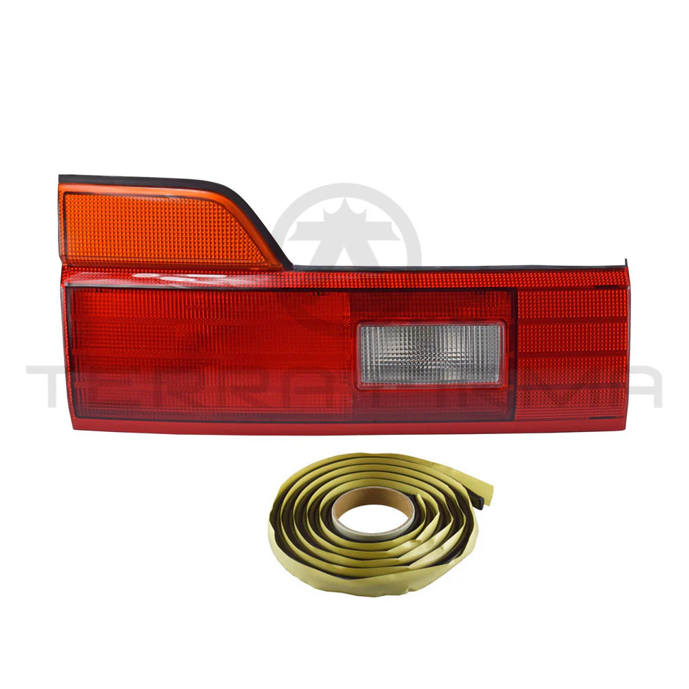 Nissan Stagea C34 Rear Tailgate Taillight Light Assembly, Left, Series 1 (With Bulbs)