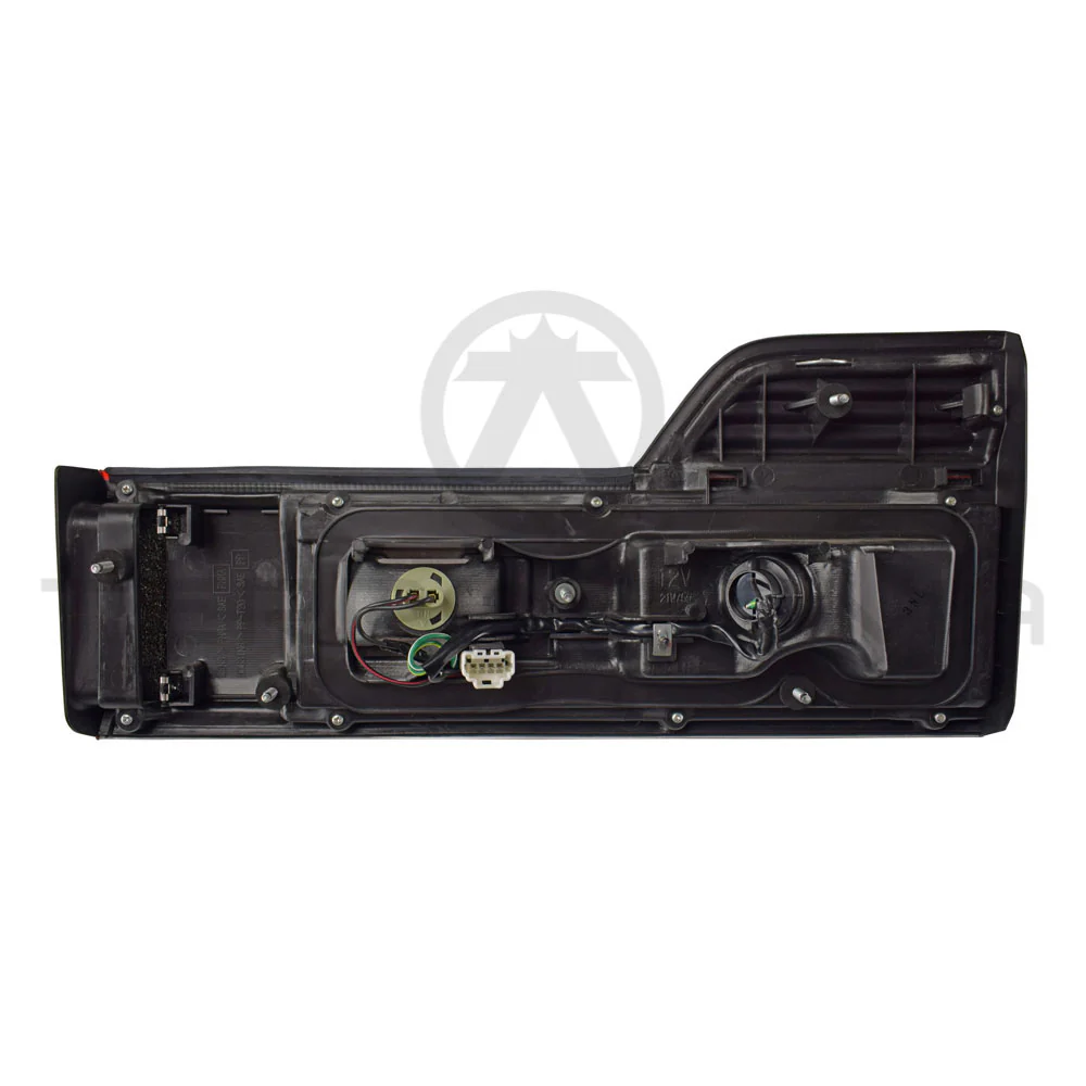 Nissan Stagea C34 Rear Tailgate Taillight Light Assembly, Left, Series 1 (With Bulbs) - Image 2